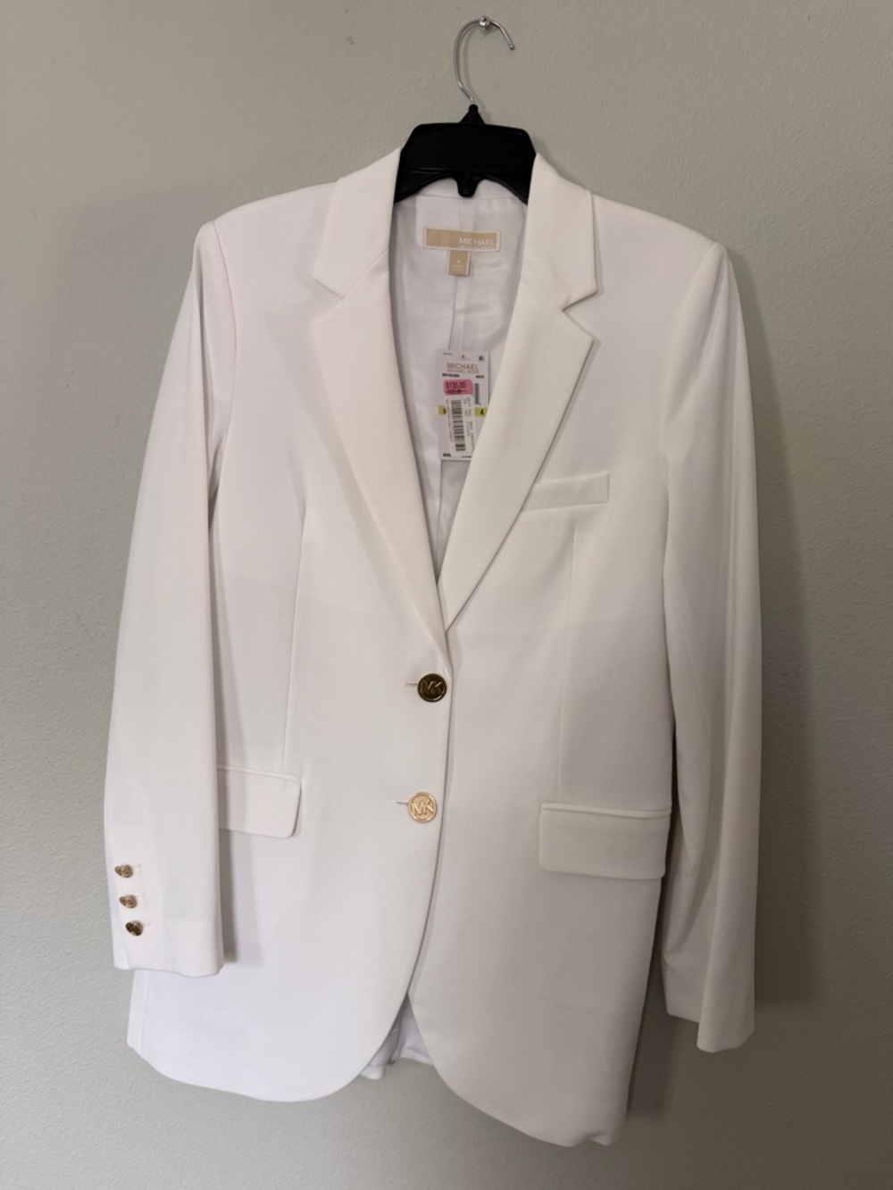 Michael Kors White Single-Breasted Blazer and short set, Gold-Tone Buttons